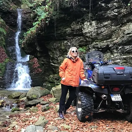 Bed & Breakfast Petropanagia 3*